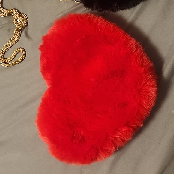 Red and Black Heart Bag - Picture 3 of 7